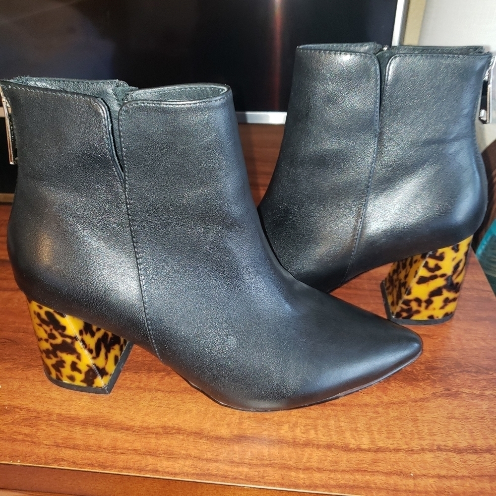 MI PIACI ITALIAN BLACK LEATHER BOOTS SZ 38 Tortoise Heel